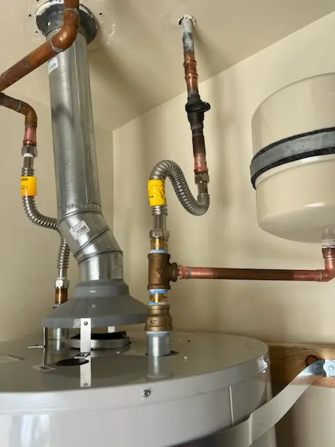 Water heater installation and plumbing repair in Downtown East